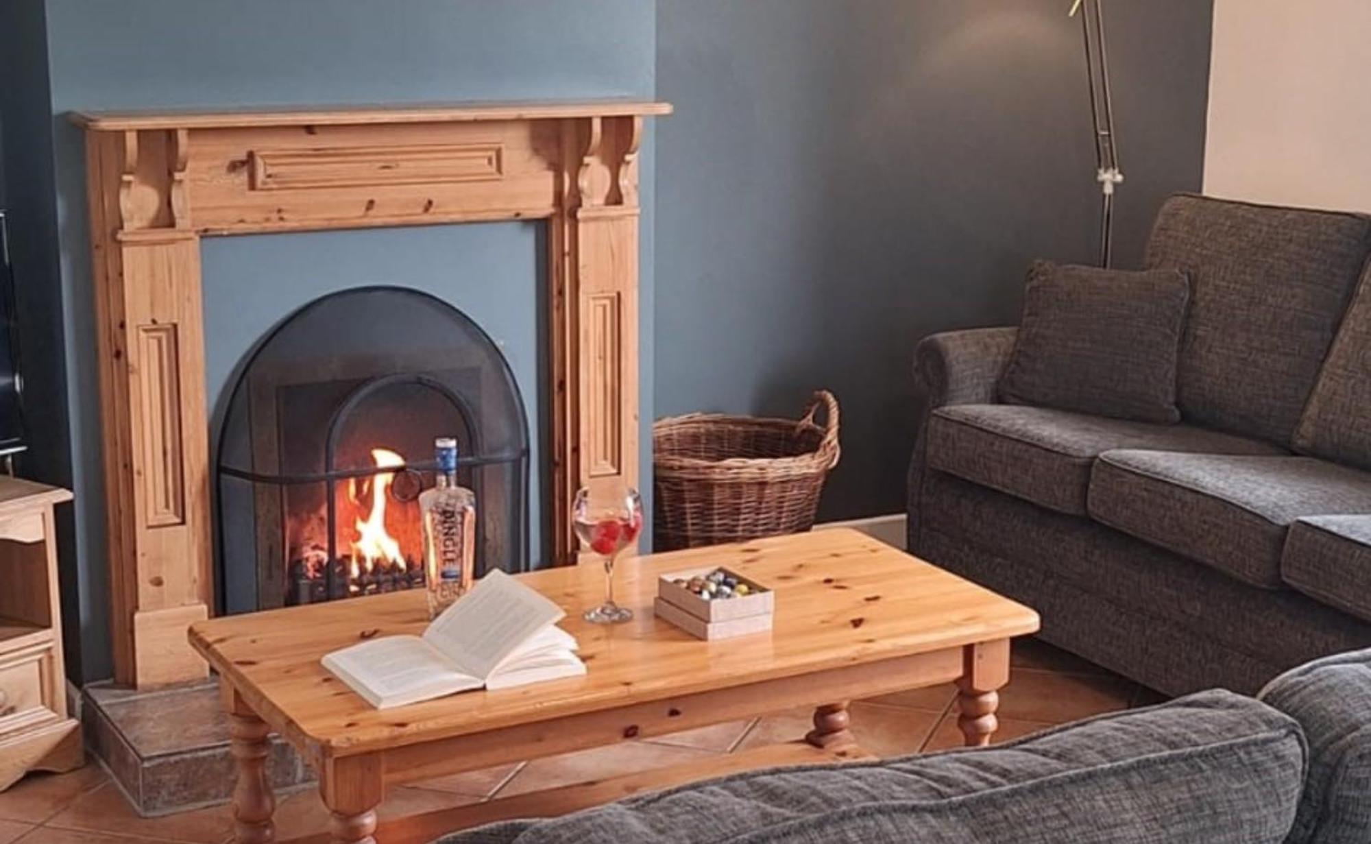 Dingle Harbour Cottages 3 Bed Sleeps 7 By Trident Holiday Homes Exterior photo